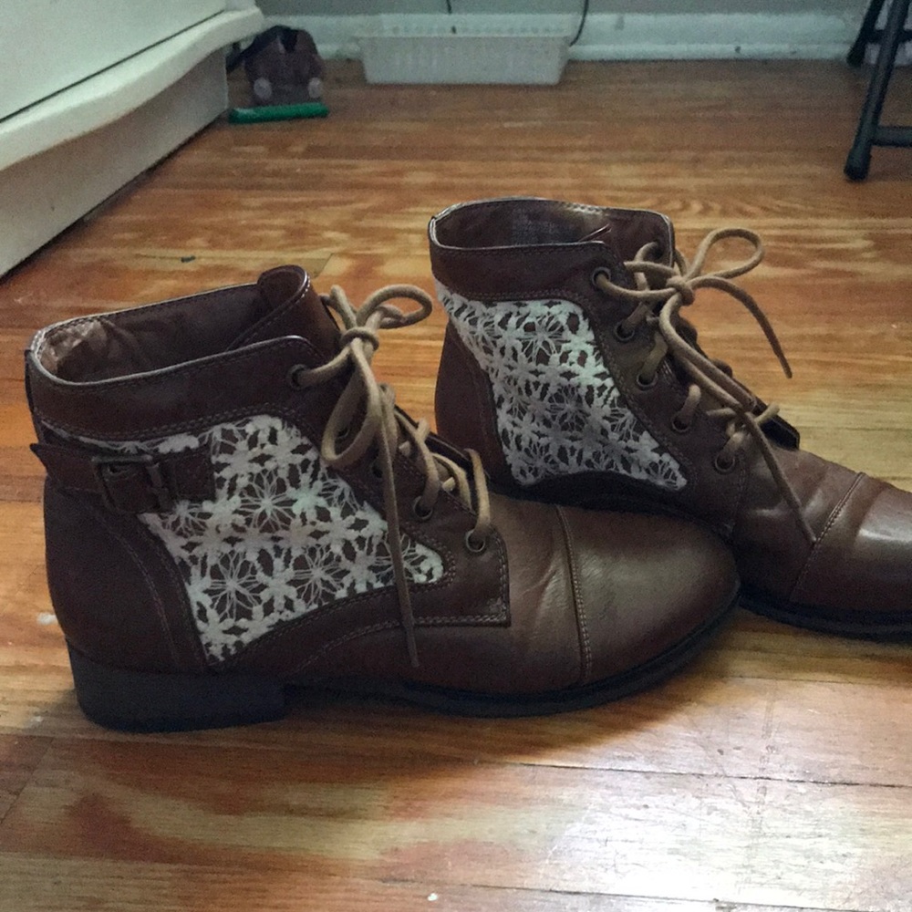 Boots - Picture 2 of 2
